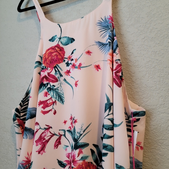 NWT Naples Pink Floral Swing Halter Dress - Picture 5 of 12